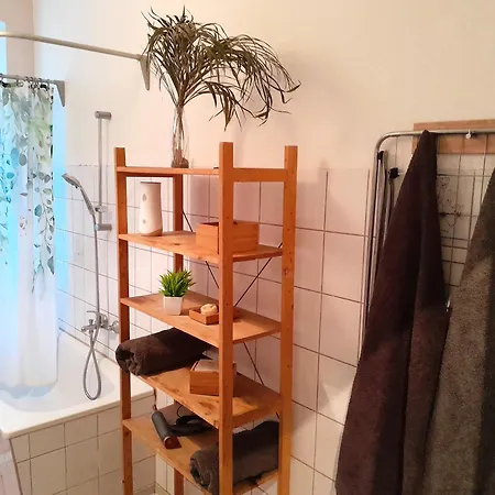 Spacious 2-room-apartment In Leutzsch Apartment Leipzig