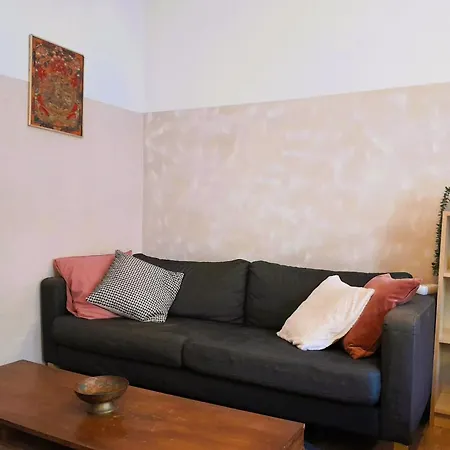 Apartment Spacious 2-room-apartment In Leutzsch