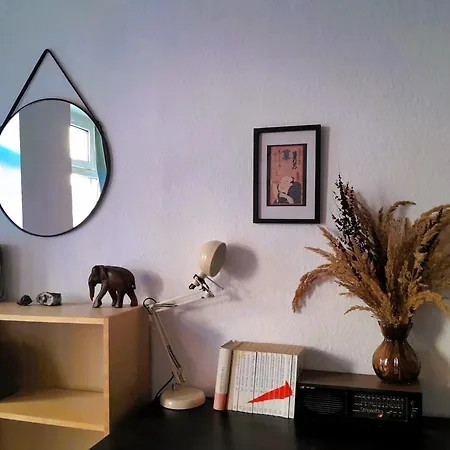 Spacious 2-room-apartment In Leutzsch