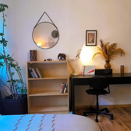 Spacious 2-room-apartment In Leutzsch *